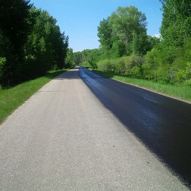 Консервация и защита асфальта методом Fog Seal